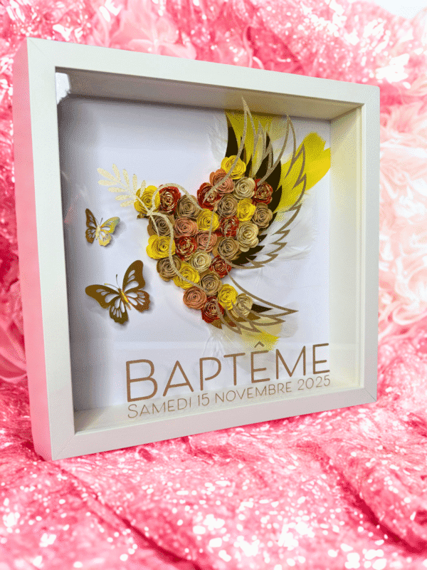 Cadre Colombe Fleurie – Souvenir personnalisé en fleurs de papier